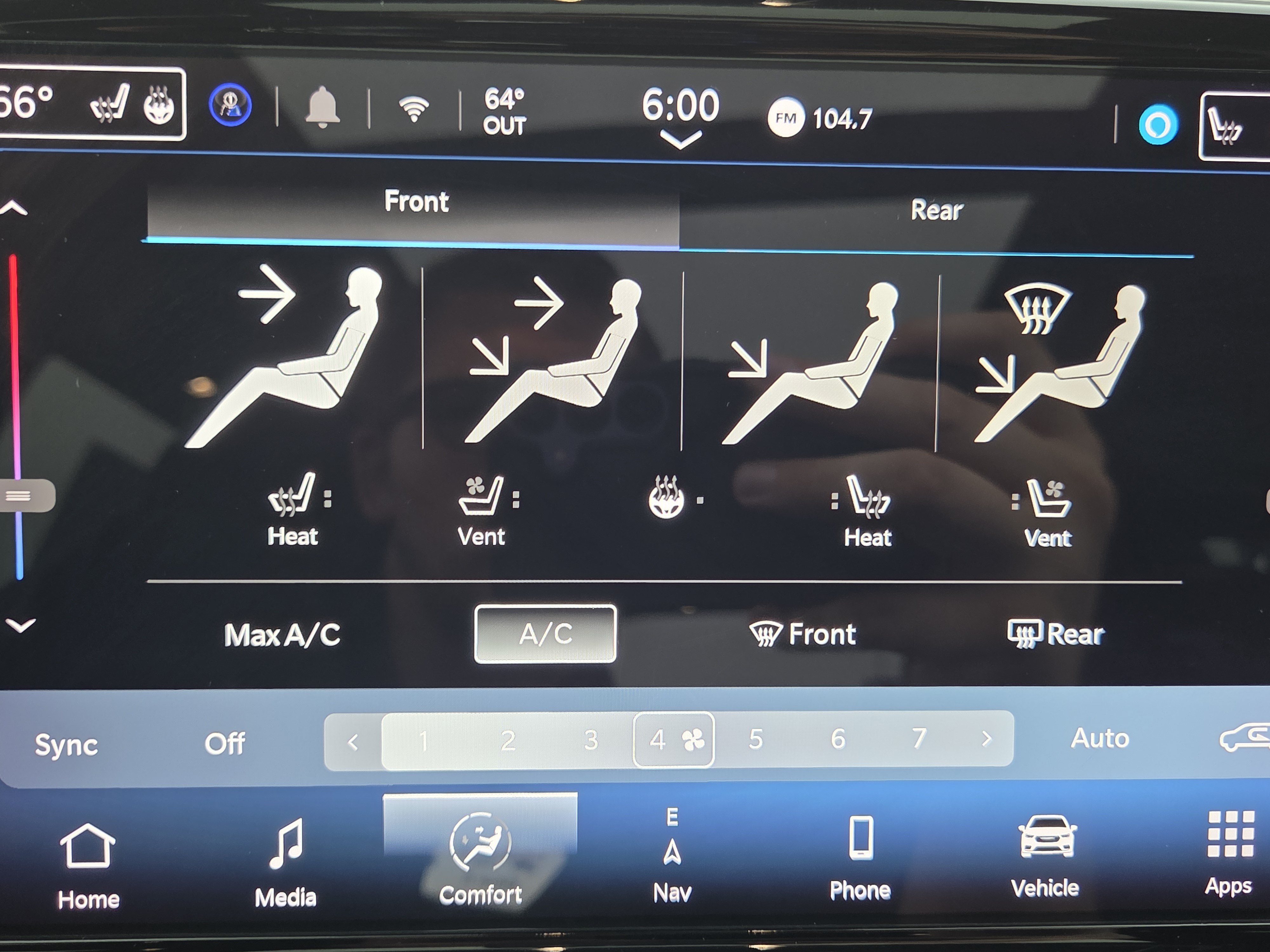 Used 2025 Chrysler Pacifica Limited FWD image 24