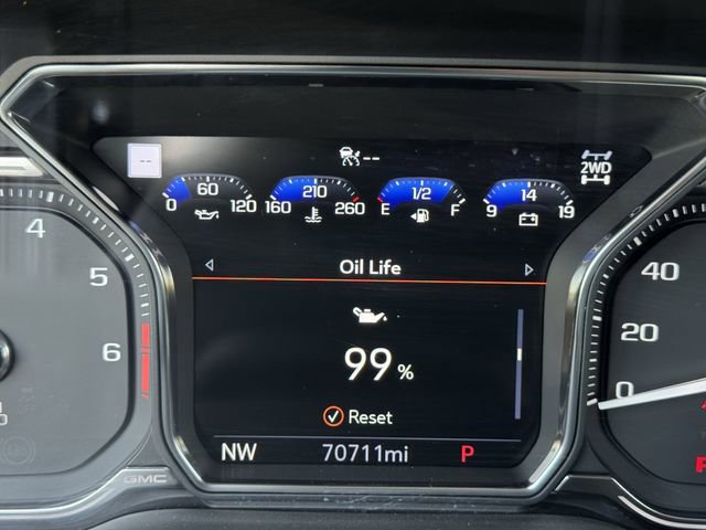 Used 2022 GMC Sierra 1500 AT4 w/ AT4 Premium Package image 16