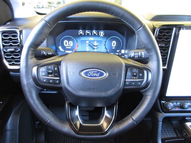Certified 2025 Ford Ranger Lariat w/ Black Appearance Package RWD image 14