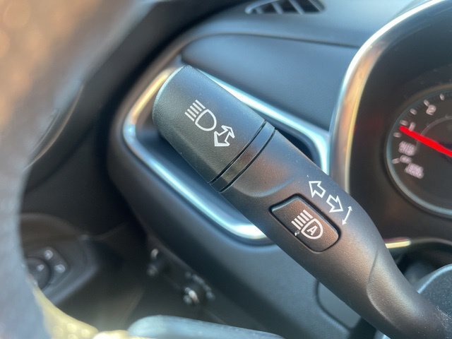 Used 2023 Chevrolet Equinox LT FWD image 20