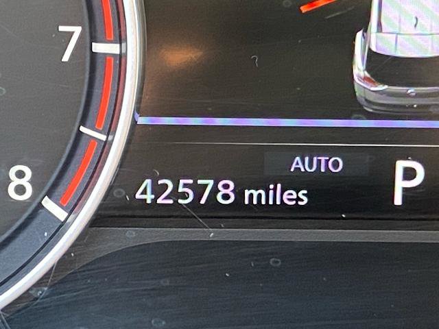 Used 2023 Nissan Rogue SV image 14