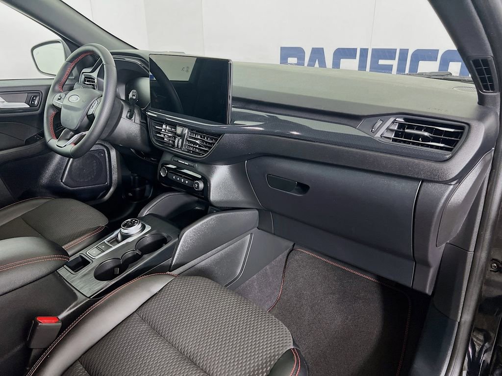 Certified 2023 Ford Escape ST-Line w/ Tech Pack #1 image 33