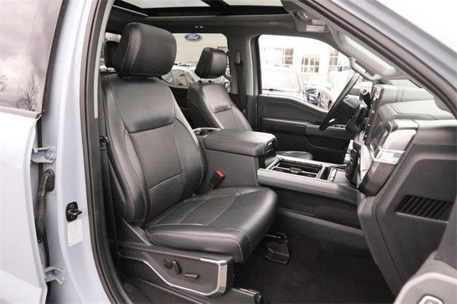 Certified 2024 Ford F250 Lariat w/ Lariat Ultimate Package image 27