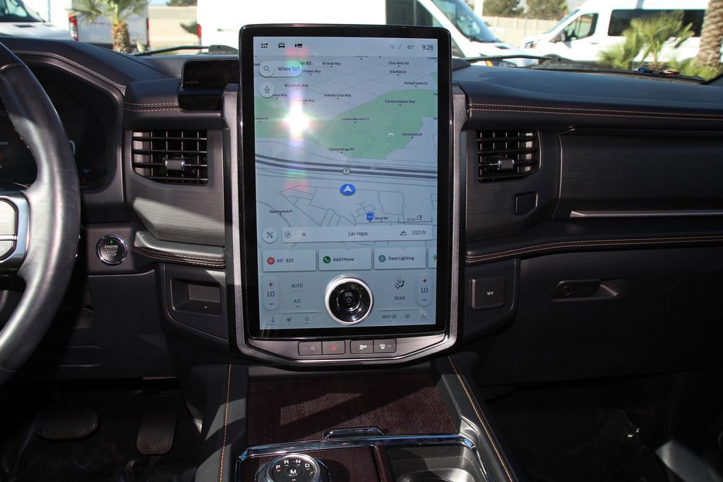 Certified 2022 Ford Expedition Max Platinum image 18