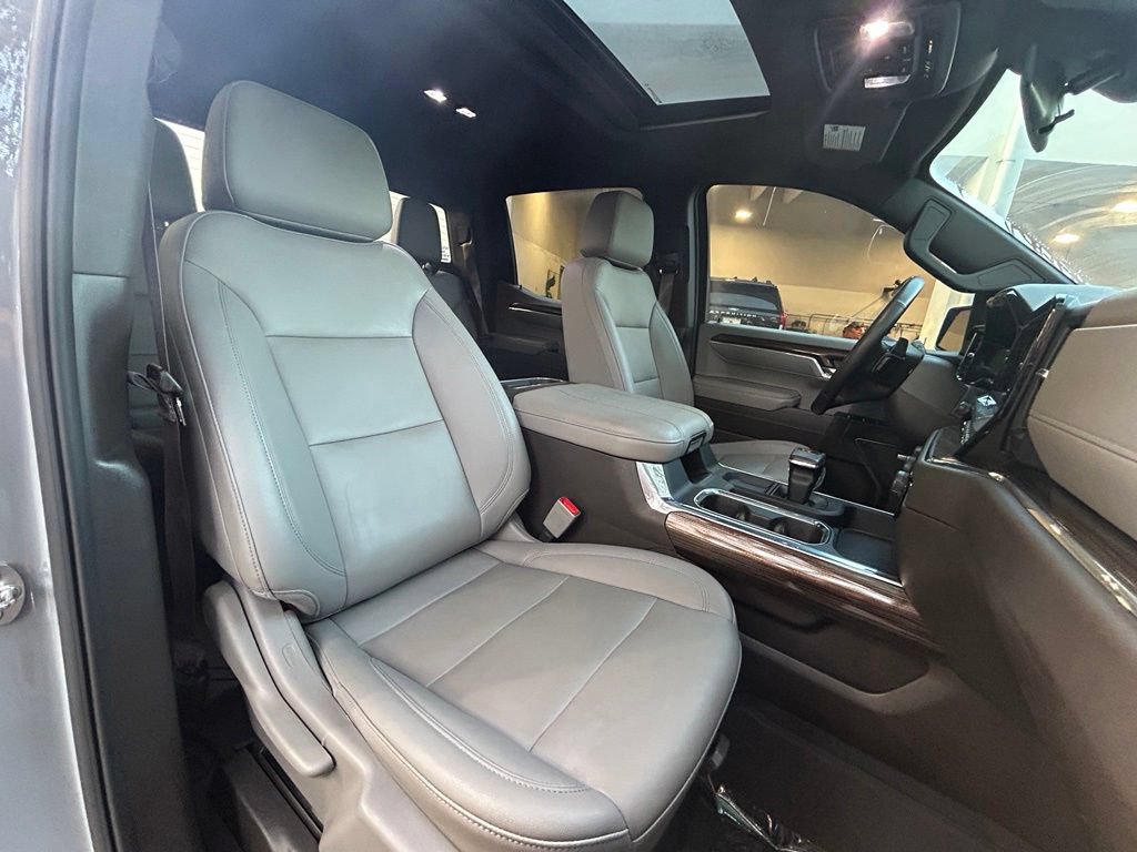 Used 2024 Chevrolet Silverado 1500 RST w/ Convenience Package II RWD image 29