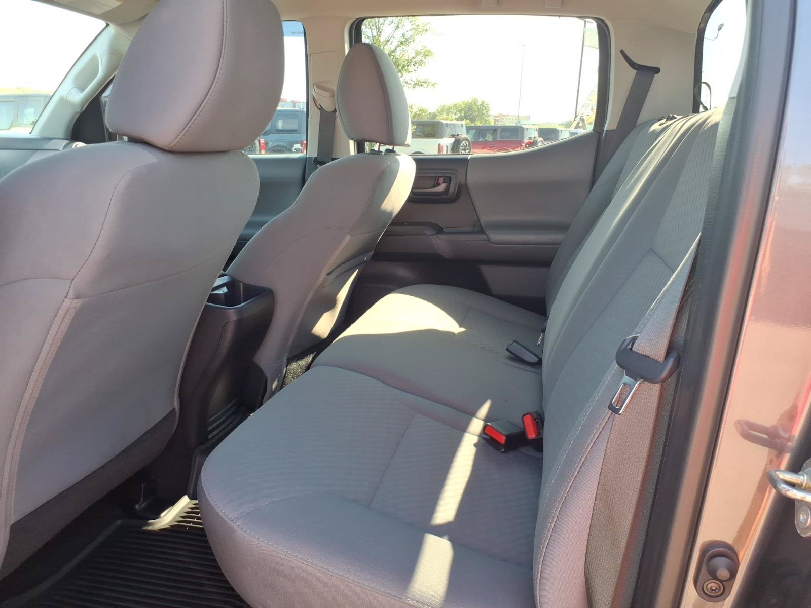 Used 2021 Toyota Tacoma SR w/ SR Convenience Package RWD image 12
