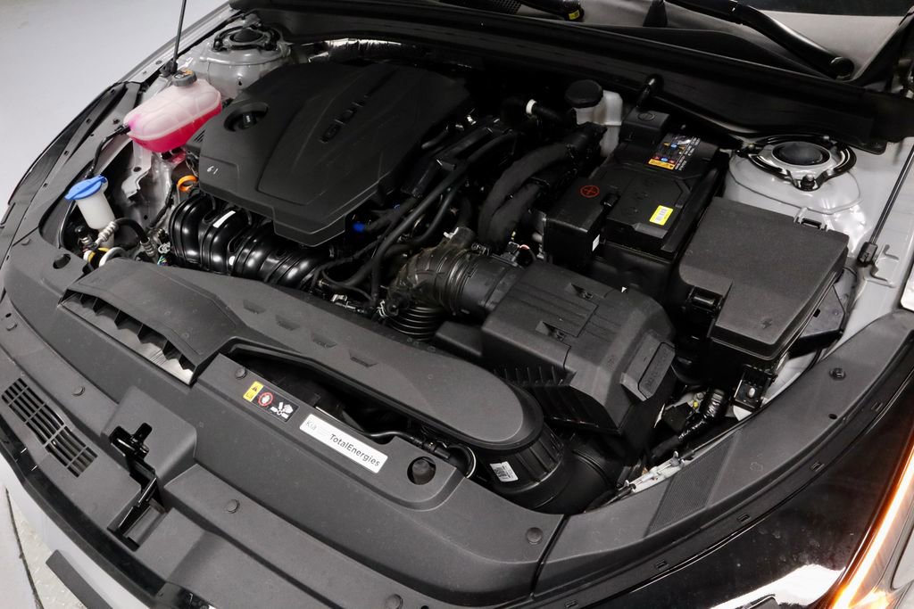 Used 2025 Kia K5 GT-Line w/ GT-Line Premium Package FWD image 19