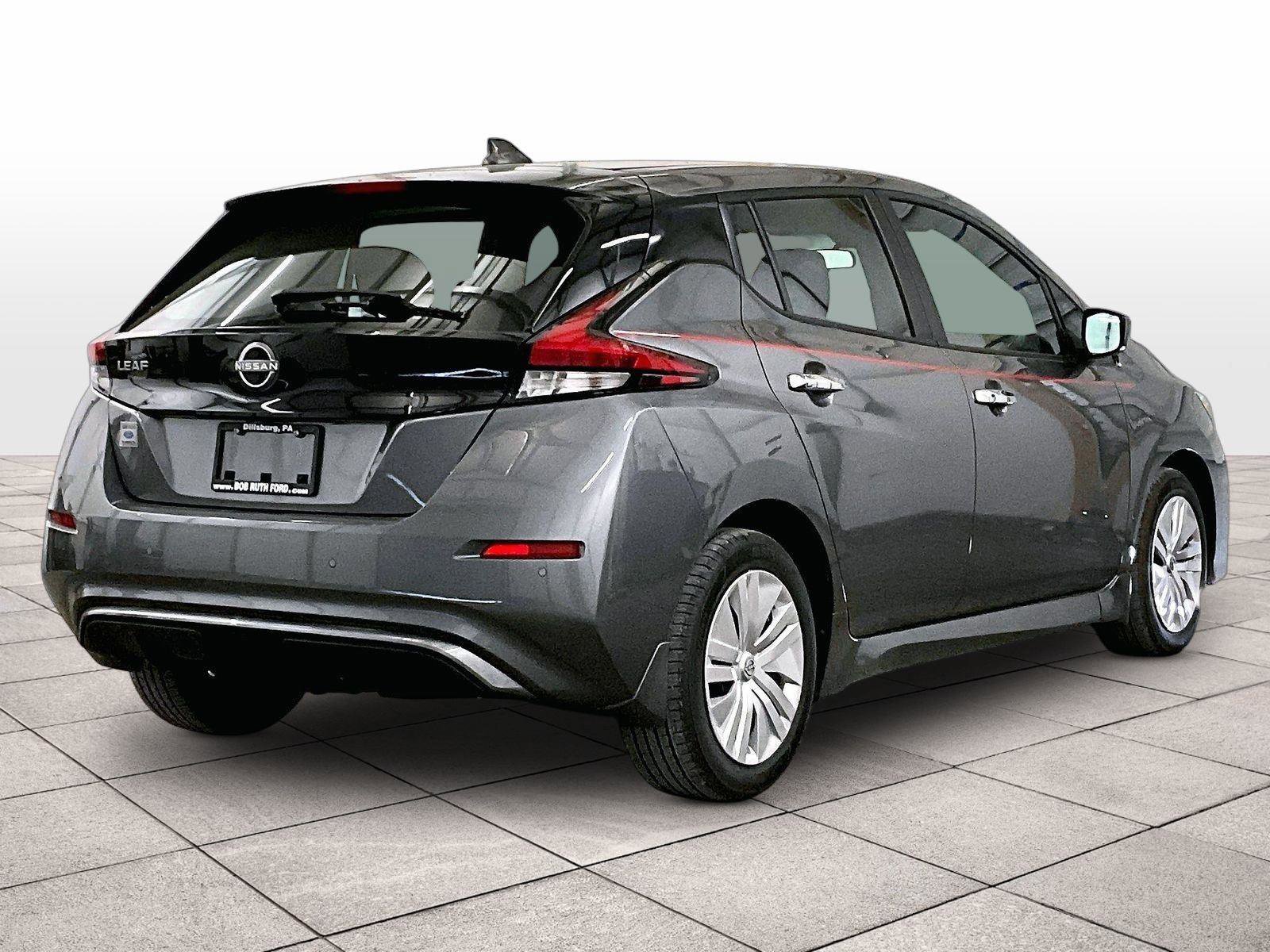 Used 2023 Nissan Leaf S FWD image 11