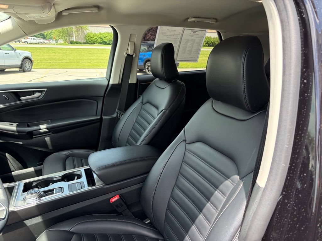 Certified 2023 Ford Edge SEL w/ Convenience Package AWD/4WD image 16