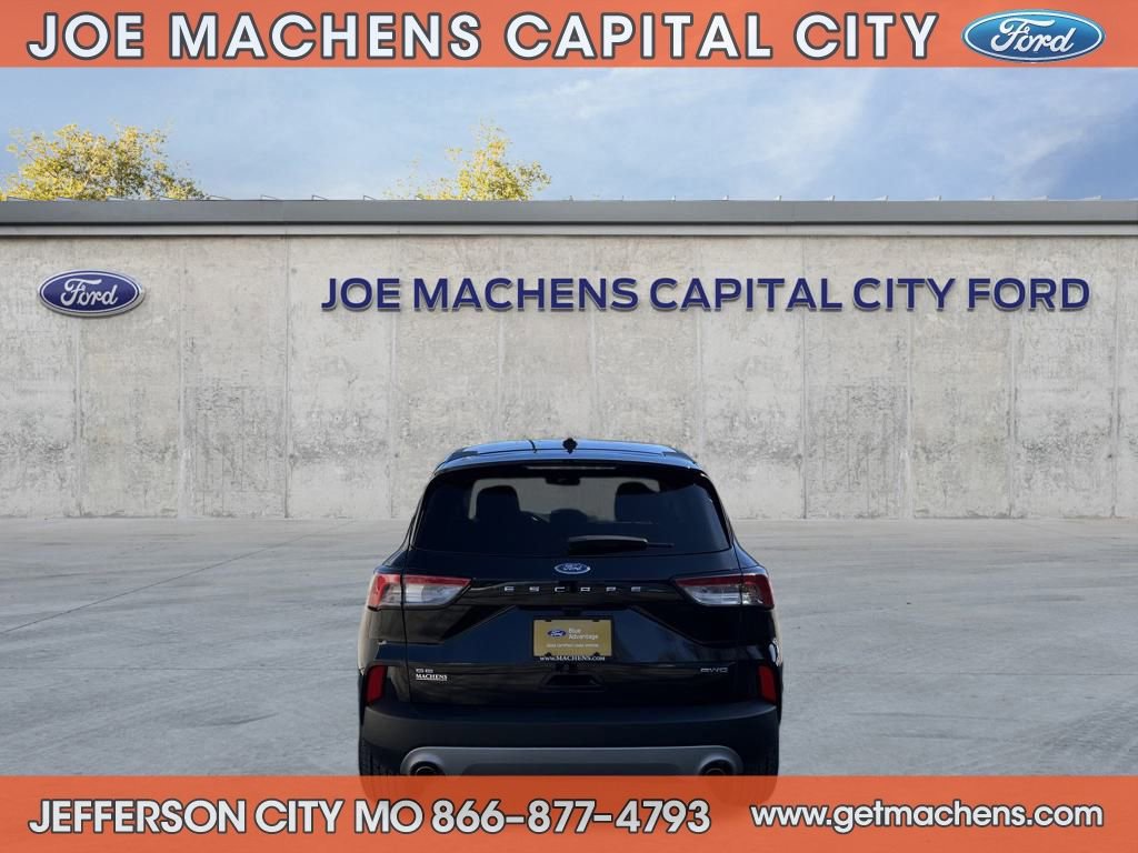 Certified 2022 Ford Escape SE w/ Convenience Package image 4