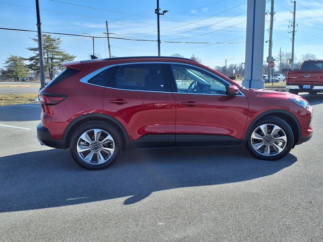Certified 2025 Ford Escape Platinum w/ Premium Technology Package image 6
