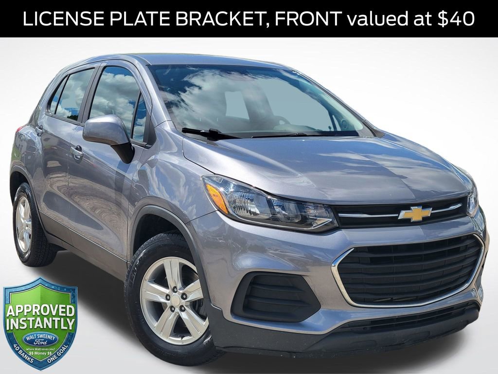 Used 2020 Chevrolet Trax LS FWD image 1