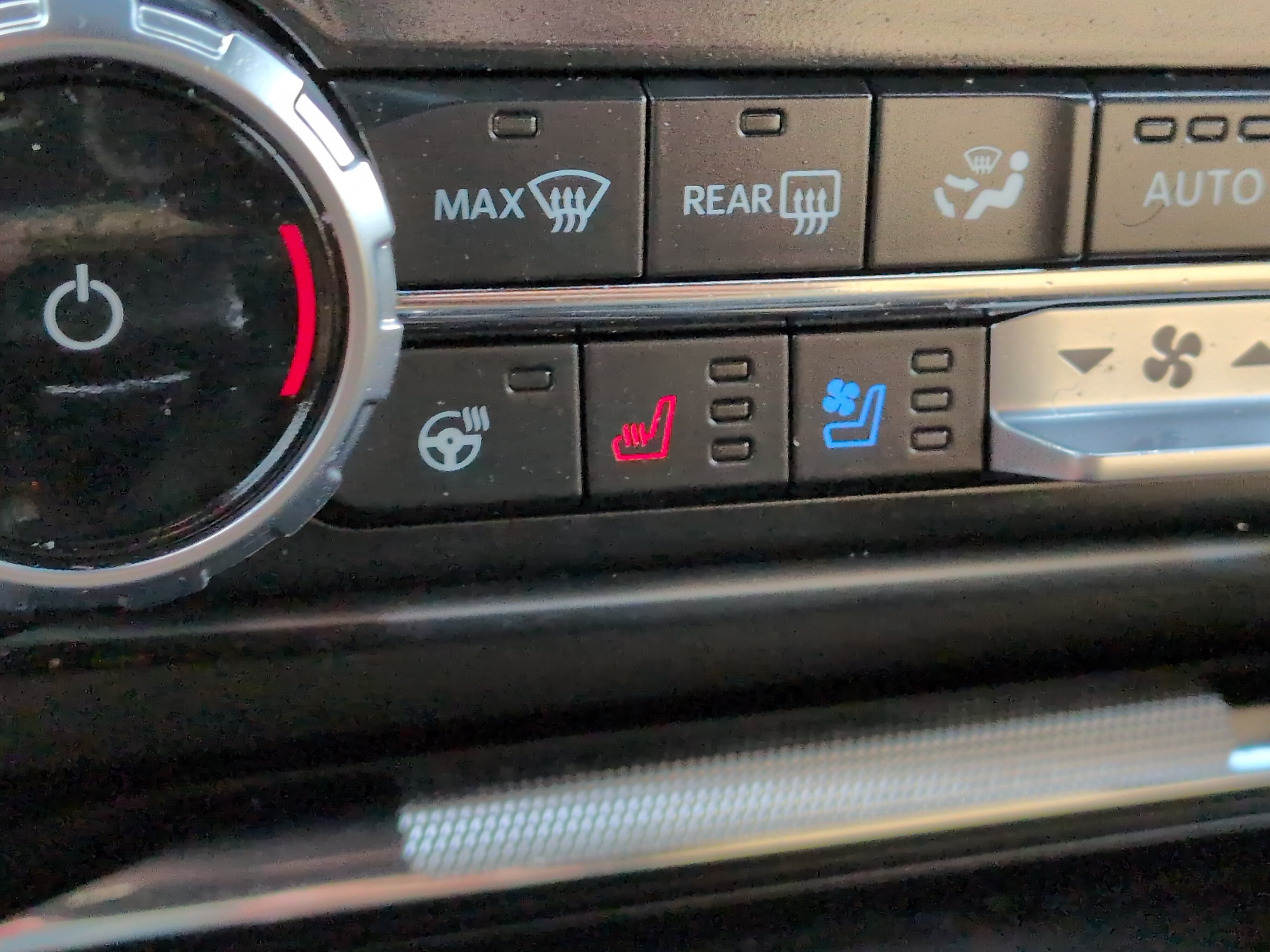 Certified 2022 Ford F150 Lariat w/ Equipment Group 502A High RWD image 21