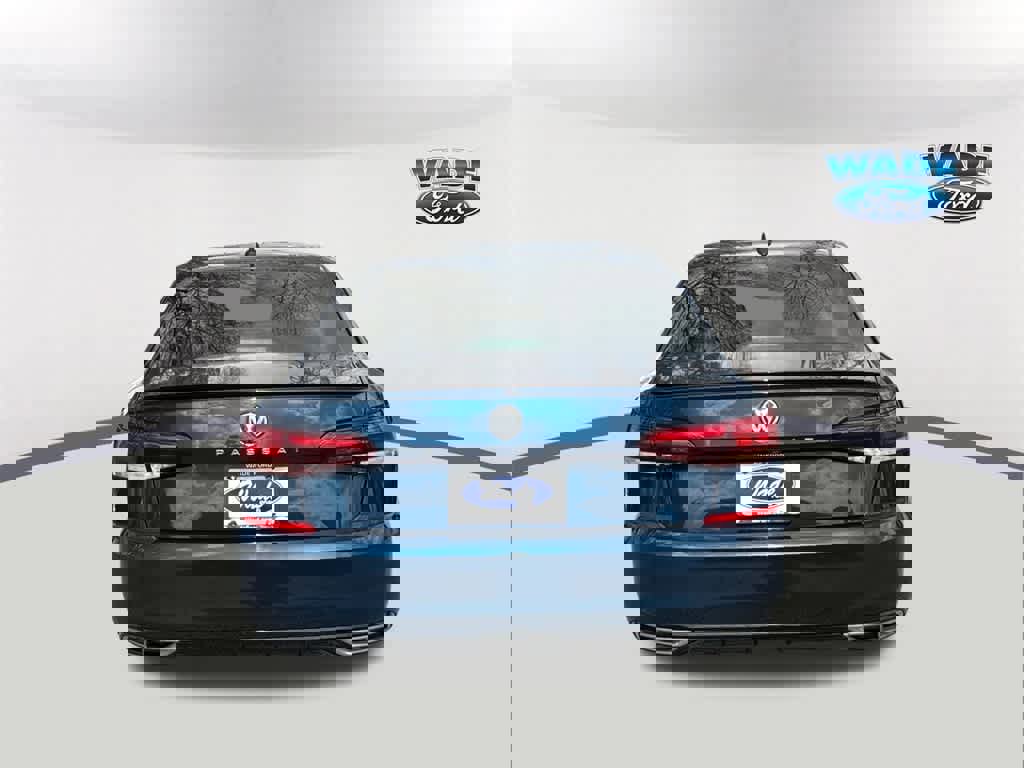 Used 2020 Volkswagen Passat 2.0T R-Line image 6