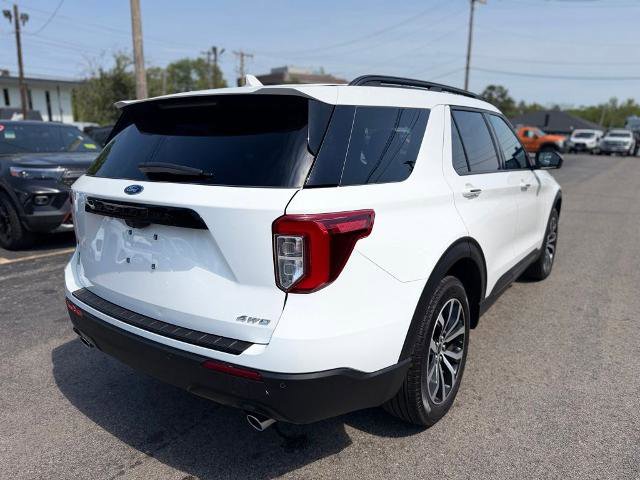 Certified 2022 Ford Explorer ST-Line AWD/4WD image 10