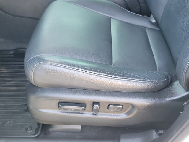 Used 2021 Honda Pilot Touring image 24