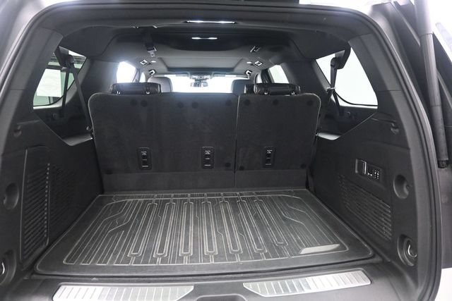 Used 2023 GMC Yukon XL AT4 w/ LPO, Floor Liner Package AWD/4WD image 19