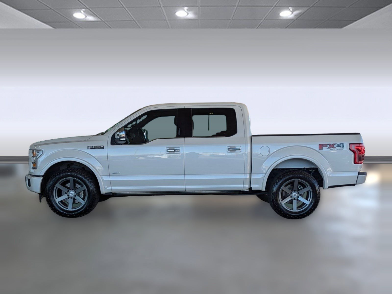 Certified 2017 Ford F150 Platinum w/ Equipment Group 701A Luxury image 2