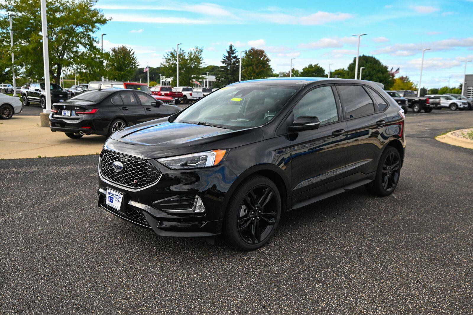 Certified 2024 Ford Edge ST w/ Equipment Group 401A AWD/4WD image 9
