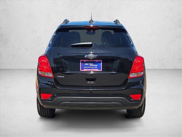 Used 2021 Chevrolet Trax LT w/ Midnight Edition image 4