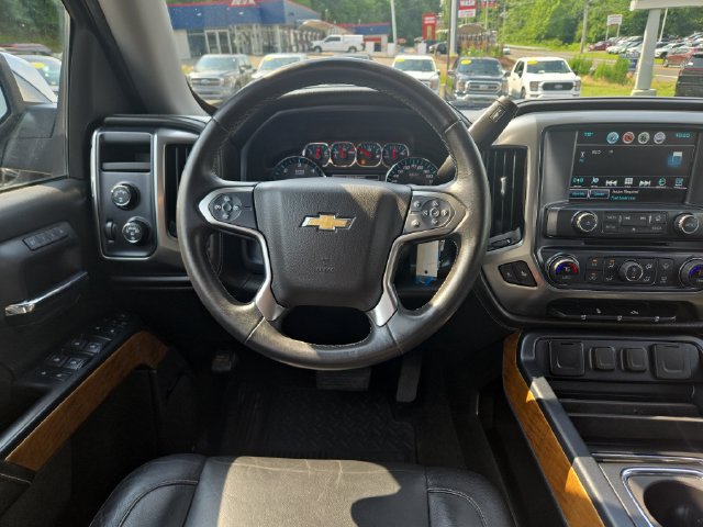 Used 2018 Chevrolet Silverado 1500 LTZ AWD/4WD image 13