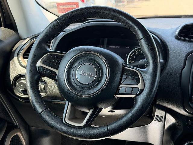 Used 2017 Jeep Renegade Limited AWD/4WD image 19