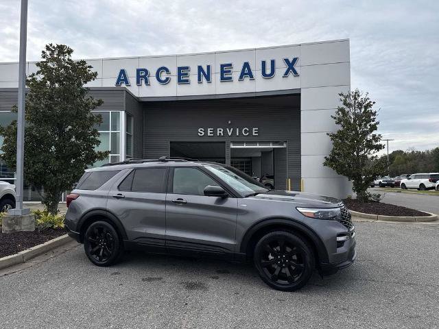 Certified 2022 Ford Explorer ST-Line w/ Class IV Trailer Tow Package