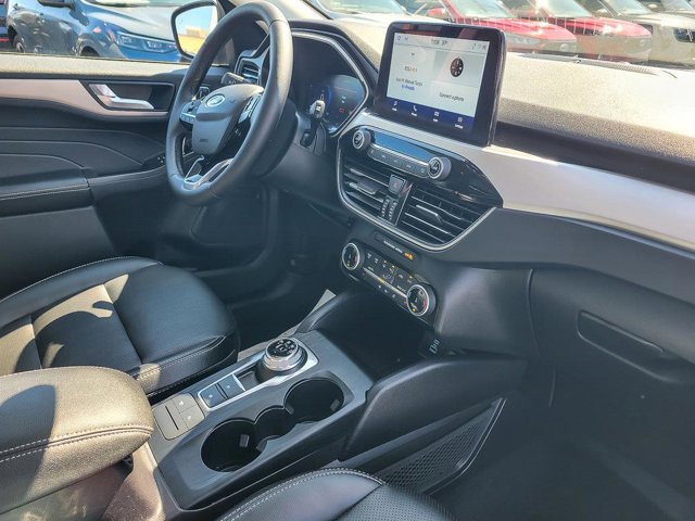 Certified 2022 Ford Escape SEL w/ Technology Package FWD image 31