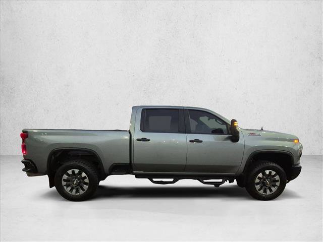 Used 2024 Chevrolet Silverado 2500 Custom w/ Custom Value Package AWD/4WD image 4