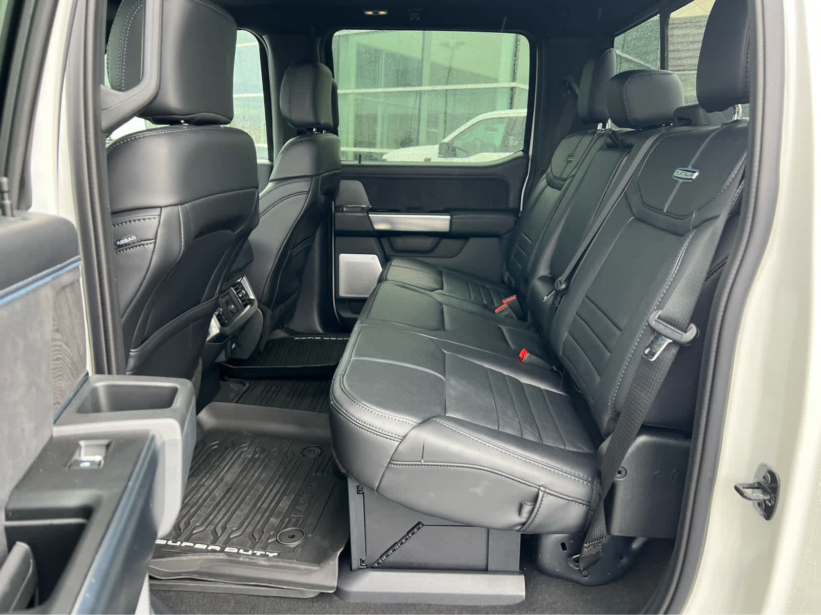 Certified 2025 Ford F350 Platinum AWD/4WD image 29
