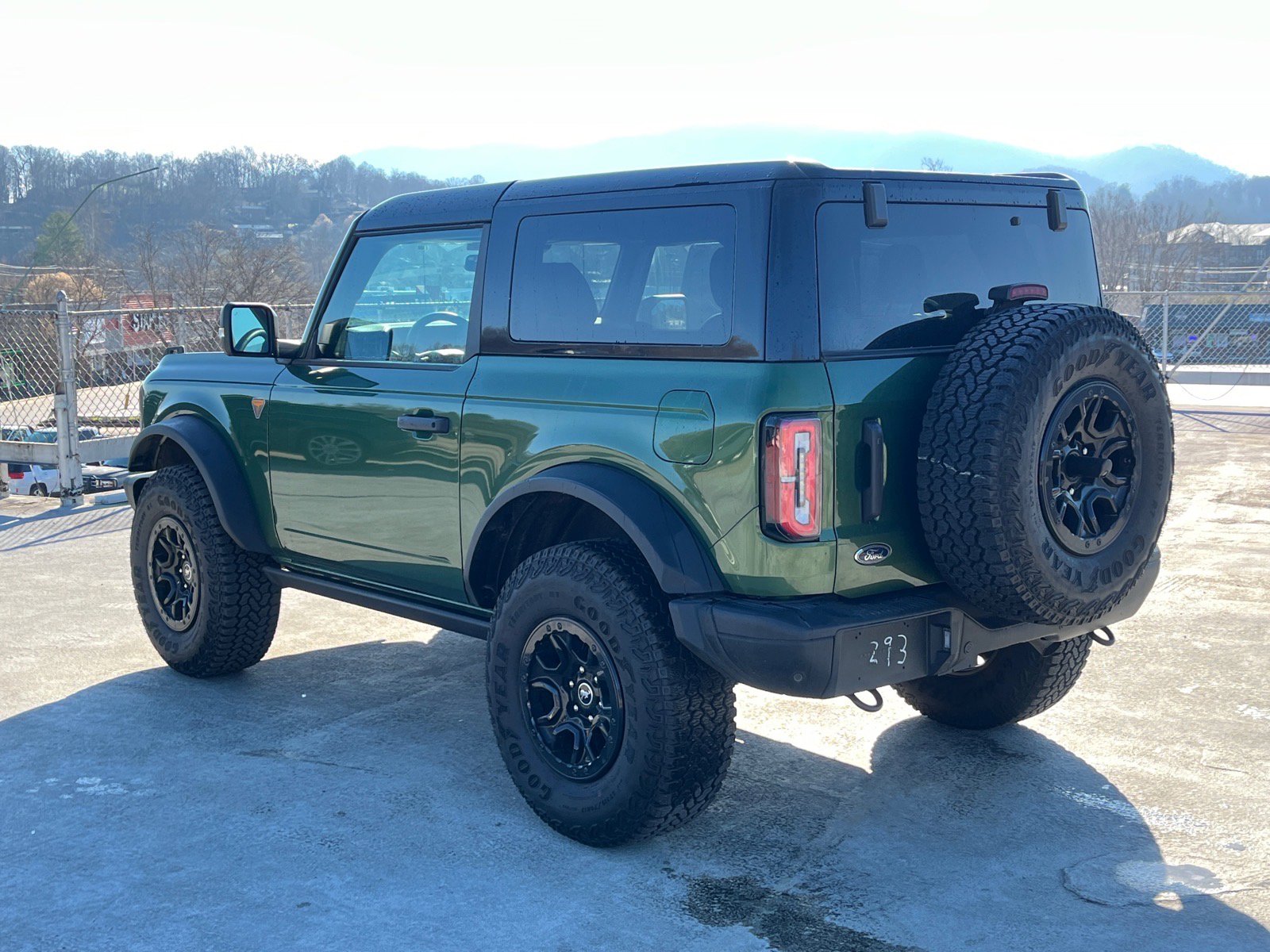 Certified 2025 Ford Bronco Badlands AWD/4WD image 4