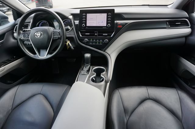 Used 2021 Toyota Camry LE FWD image 6