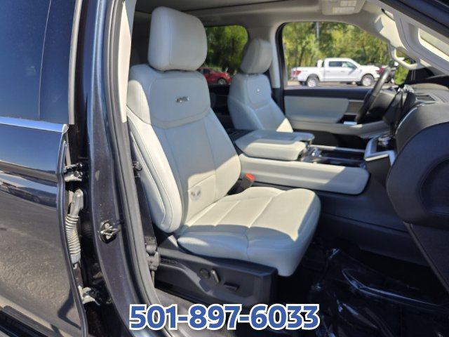 Certified 2025 Ford Expedition Platinum AWD/4WD image 18