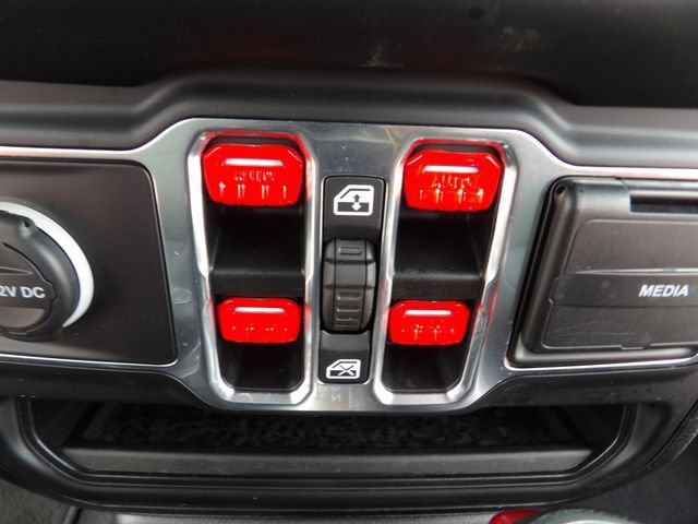 Used 2020 Jeep Wrangler Unlimited Sport S AWD/4WD image 24