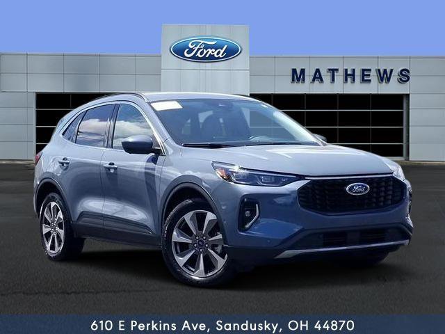 Certified 2023 Ford Escape Platinum w/ Premium Technology Package