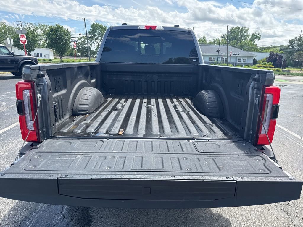 Certified 2025 Ford F350 Platinum AWD/4WD image 51