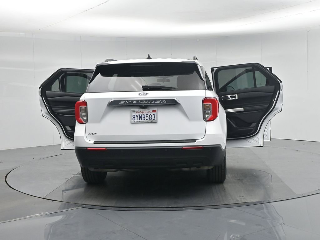 Certified 2021 Ford Explorer XLT image 34