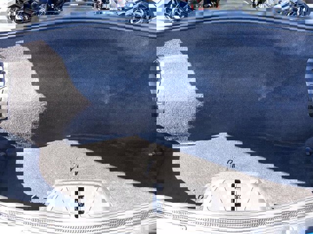 Used 2022 Chevrolet Corvette Stingray Premium Cpe w/ Z51 Performance Package image 26