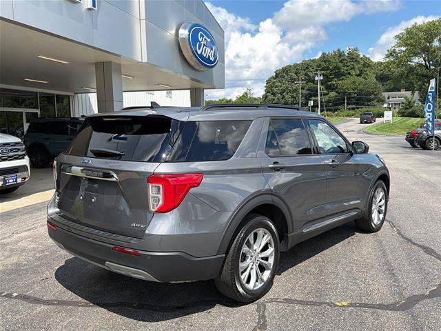 Certified 2023 Ford Explorer XLT w/ Equipment Group 202A AWD/4WD image 7