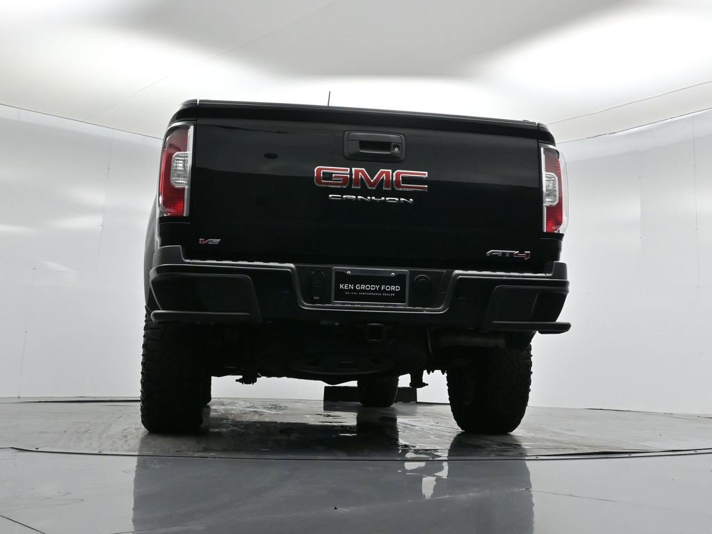 Used 2022 GMC Canyon AT4 image 47