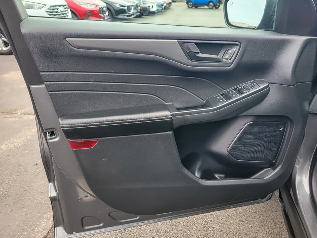 Certified 2023 Ford Escape Active AWD/4WD image 24