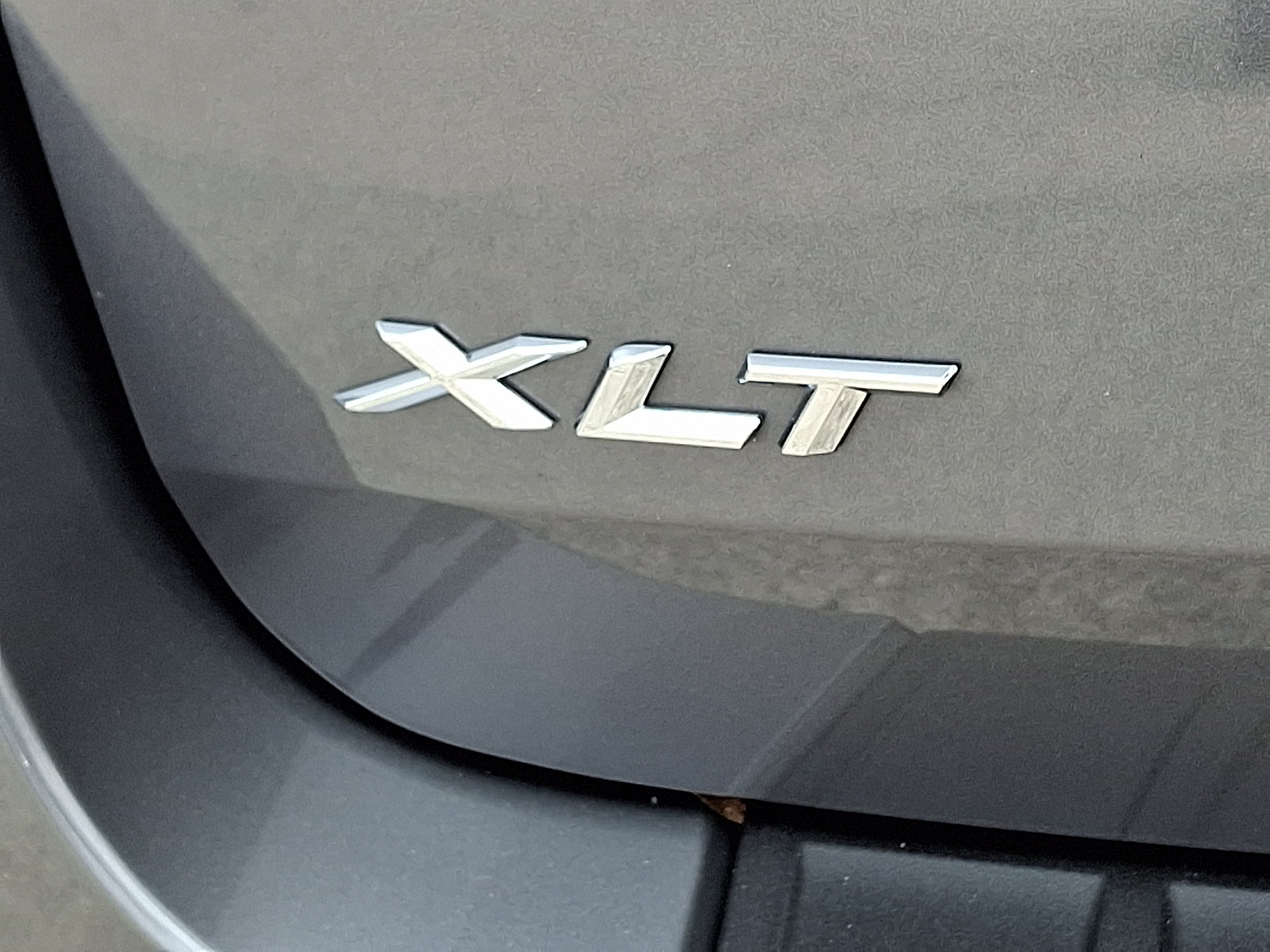 Certified 2023 Ford Explorer XLT w/ Equipment Group 202A AWD/4WD image 33