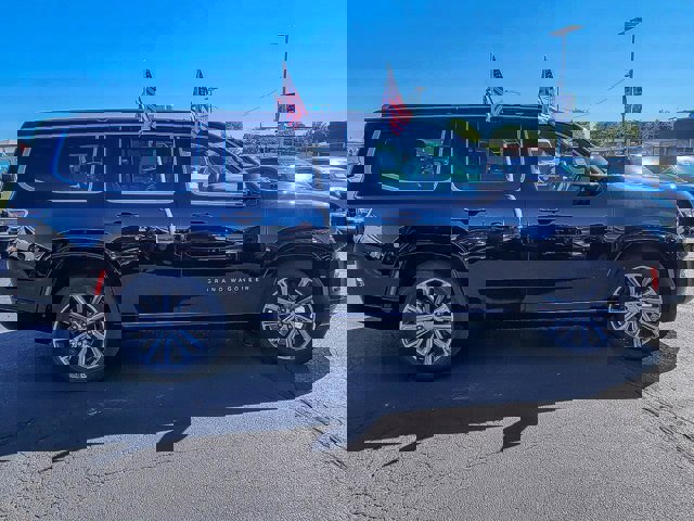 Used 2023 Jeep Grand Wagoneer 4WD image 10