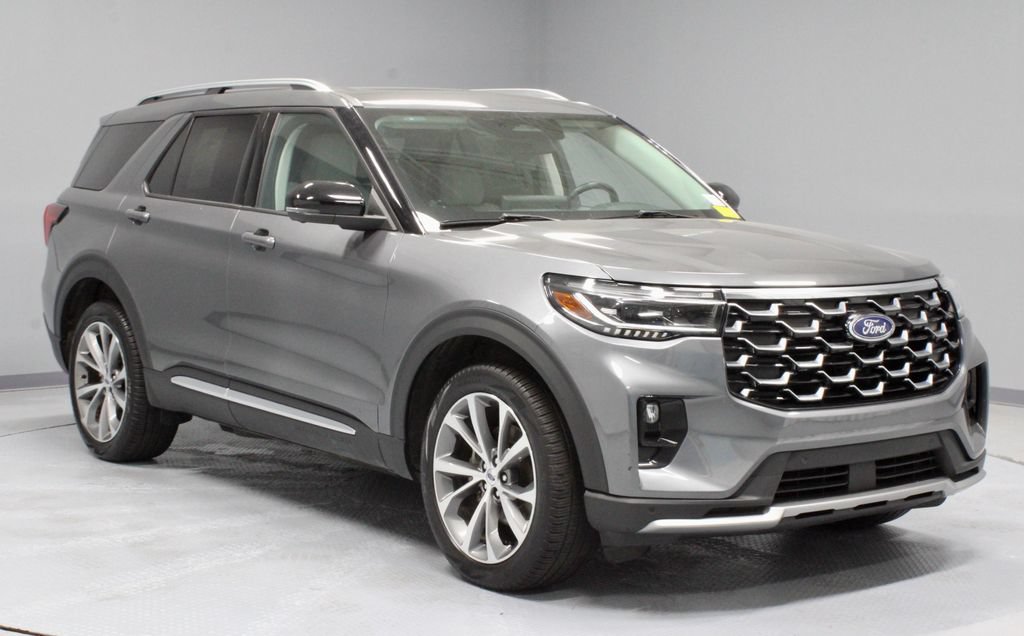 Certified 2025 Ford Explorer Platinum w/ Ultimate Package