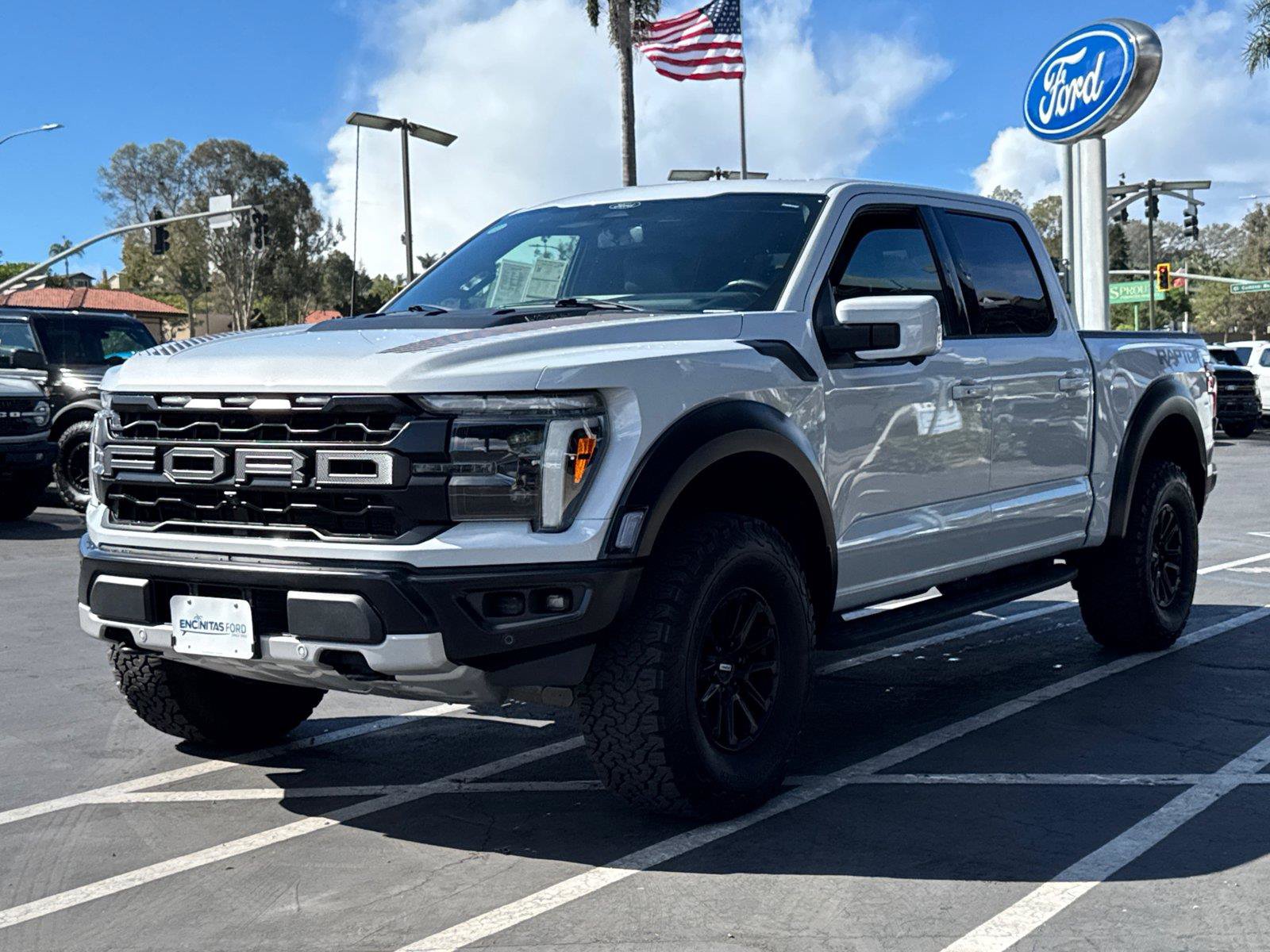 Certified 2025 Ford F150 Raptor AWD/4WD image 4