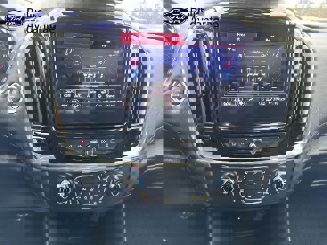 Used 2020 Chevrolet Traverse LT w/ LPO, Black Accent Package image 11