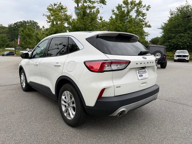 Certified 2022 Ford Escape SE w/ Convenience Package FWD image 2