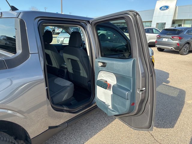 Certified 2023 Ford Maverick XLT w/ XLT Luxury Package FWD image 39