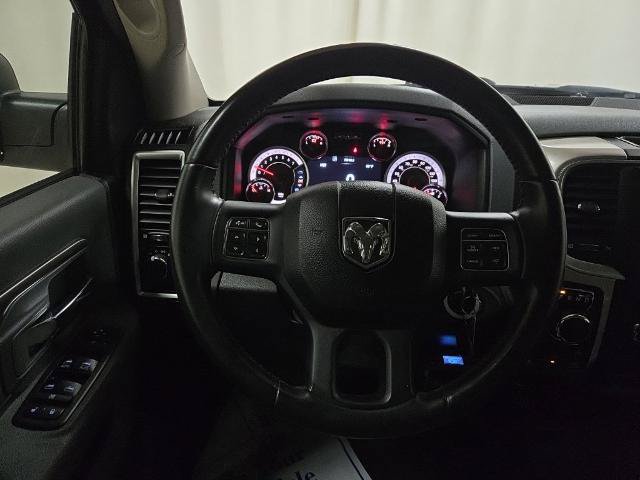Used 2019 RAM 1500 Classic SLT w/ Luxury Group AWD/4WD image 4