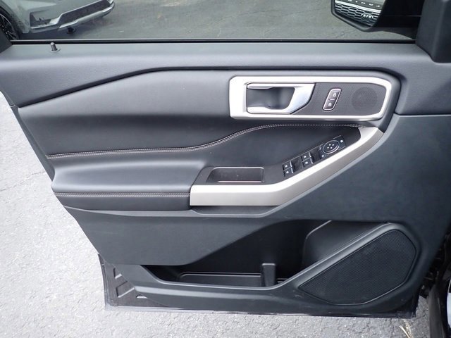 Certified 2023 Ford Explorer XLT w/ Equipment Group 202A image 21
